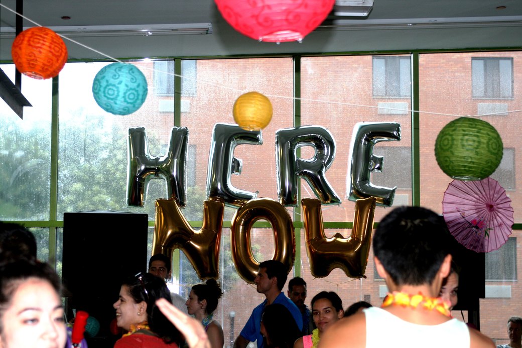 Don't Hug Me at 6AM But I Will Dance! Here's a Review of Sober Early Morning Rave in Bushwick