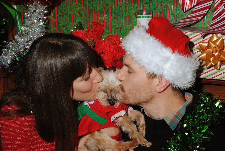 Bushwick Bark's Awkward Family Pet Photos! Happy Holidays!