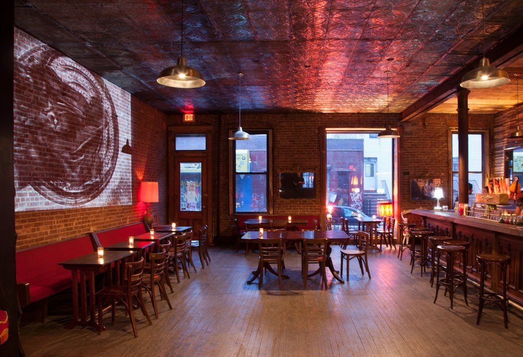 Absinthe, Burlesque and Everything Bizarre at New French Night Club in Bushwick