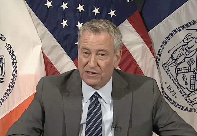NYC Reinstitutes Mask Advisory Amid Fears of New Omicron Variant