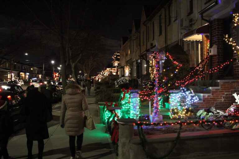 7 Holiday Activities Near Bushwick You Can Still Enjoy During Omicron