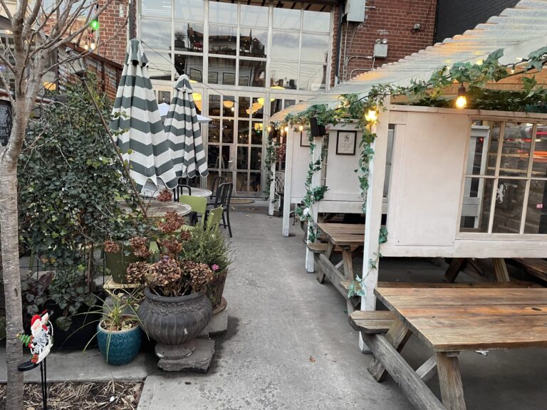 Bushwick Bars, Restaurants Offering Warm, Cozy Outdoor Seating