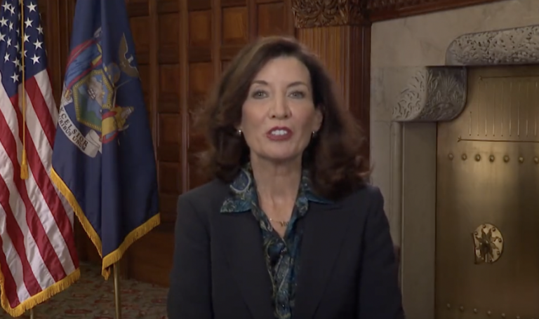 To-go Drinks Will Return to New York, Says Gov. Hochul