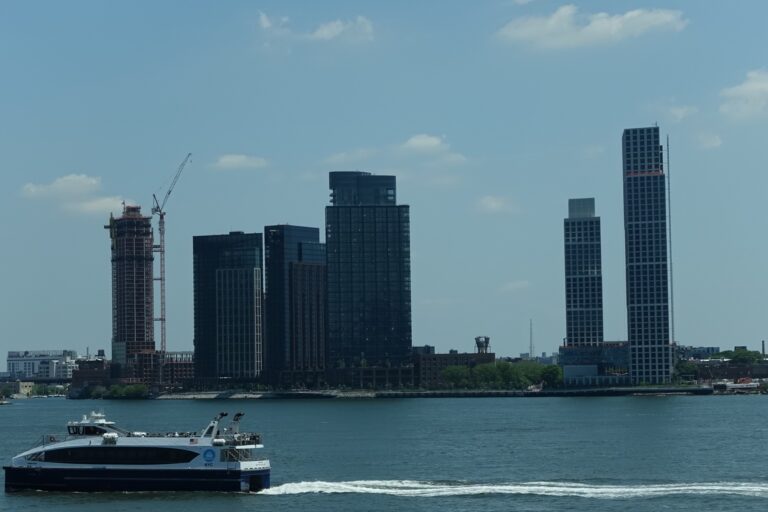 A 600-foot tower is coming to Greenpoint’s waterfront. The local councilman is using his veto to make it pay first