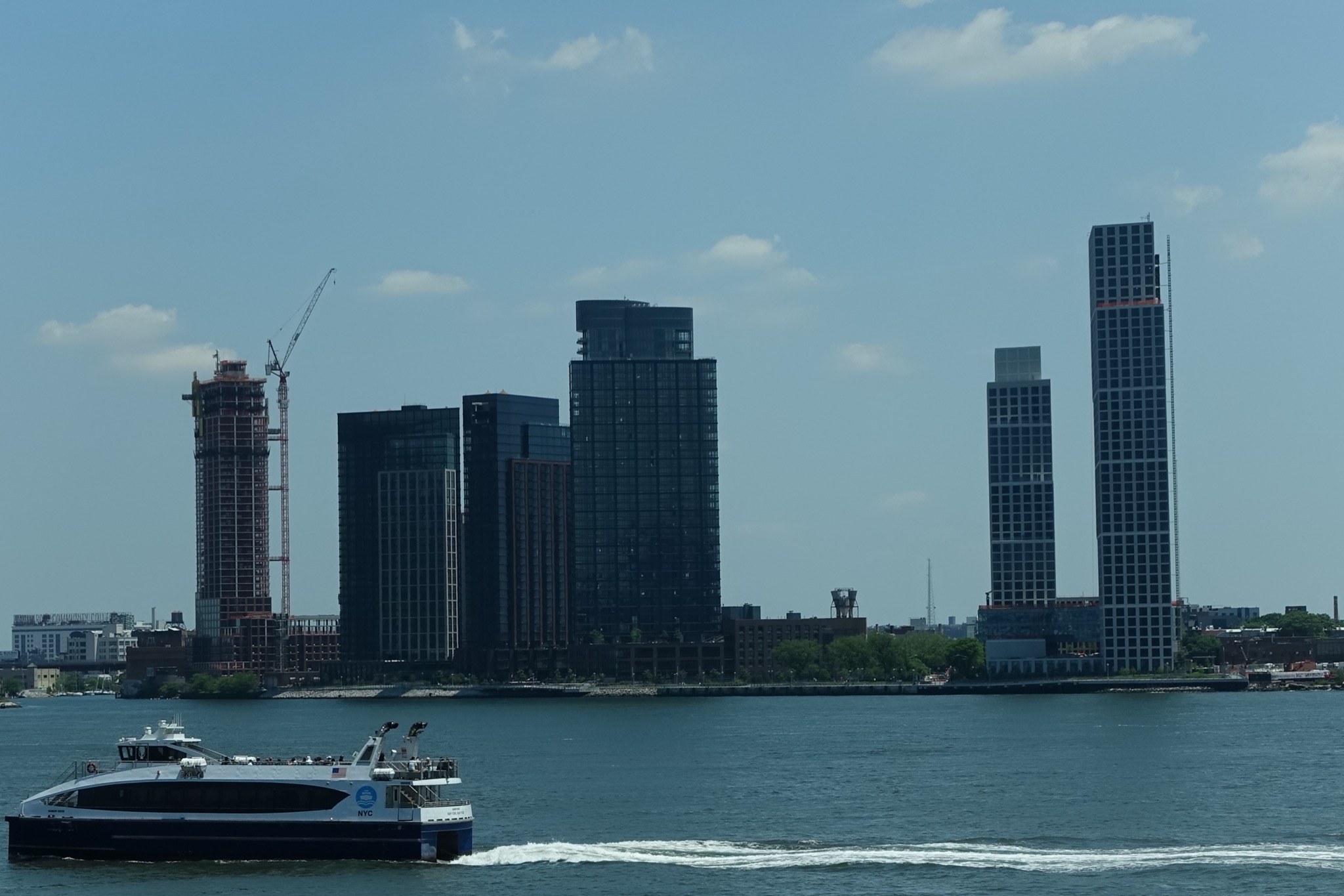 A 600-foot tower is coming to Greenpoint’s waterfront. The local councilman is using his veto to make it pay first