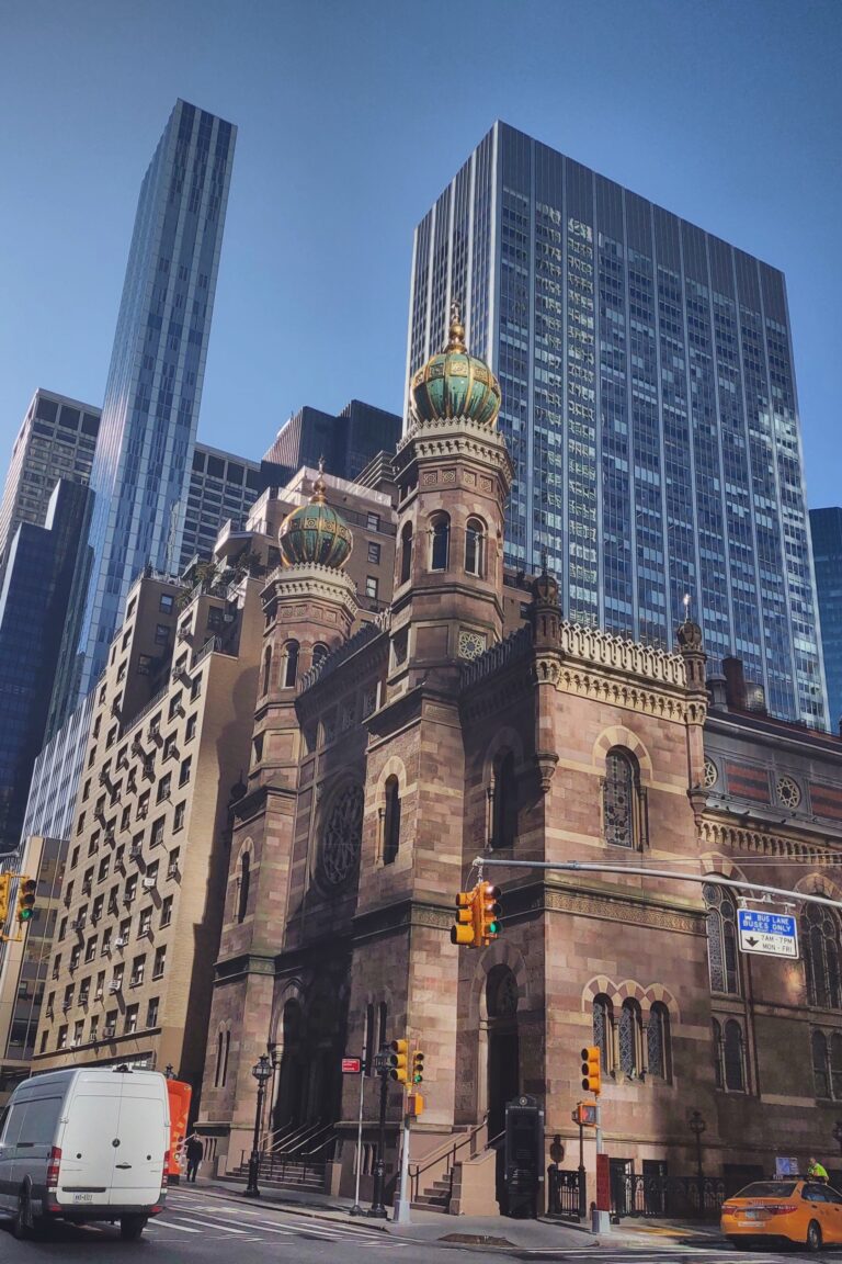 A militia commander paid $3,000 in crypto to bomb a Manhattan synagogue. Now the country’s faith groups want $1 billion to lock their doors.