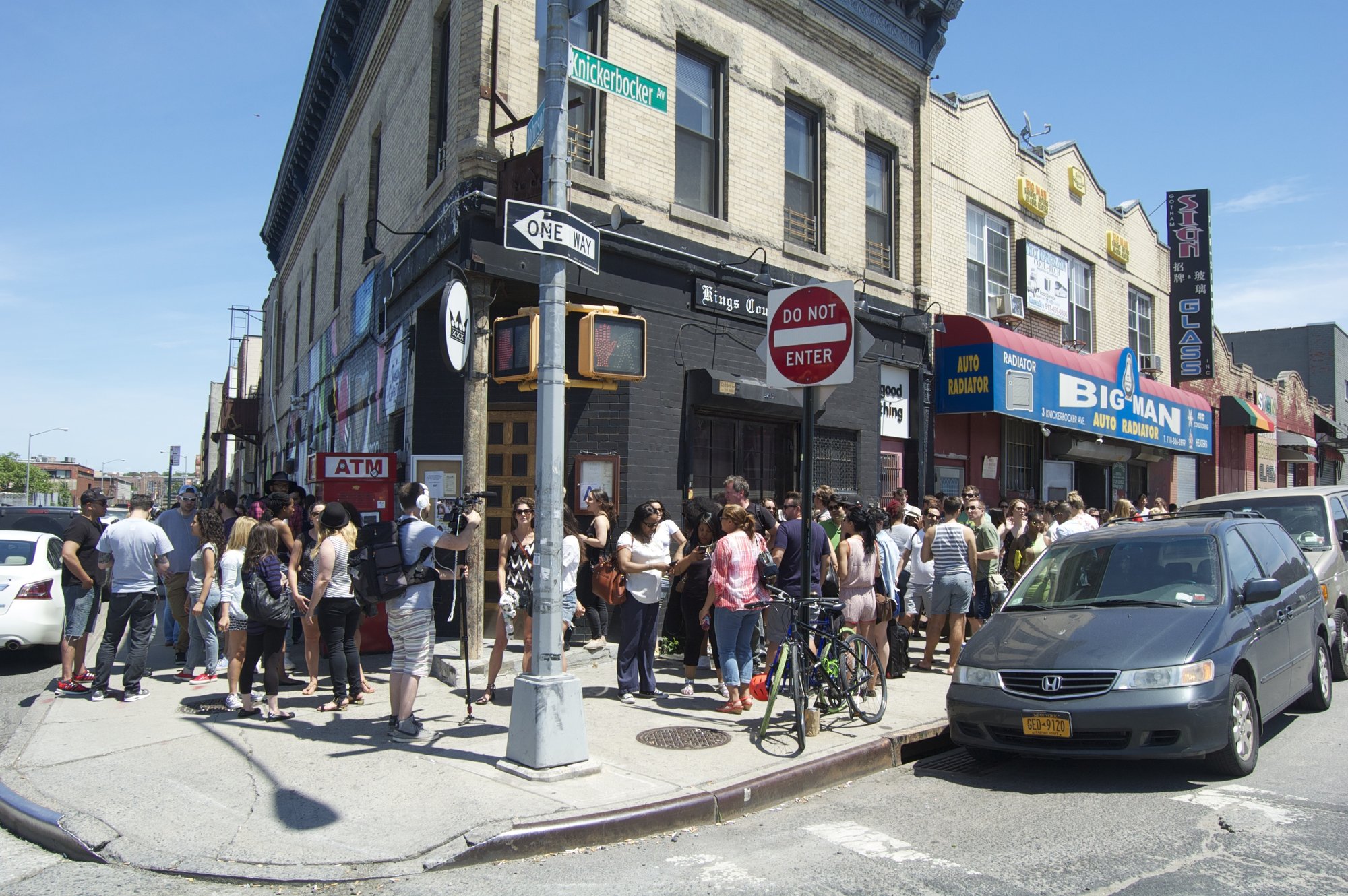 Grace Meng won her Queens congressional primary by nearly 14 points, with Orthodox precincts in Kew Gardens Hills voting 92% in her favor over challenger Chuck Park