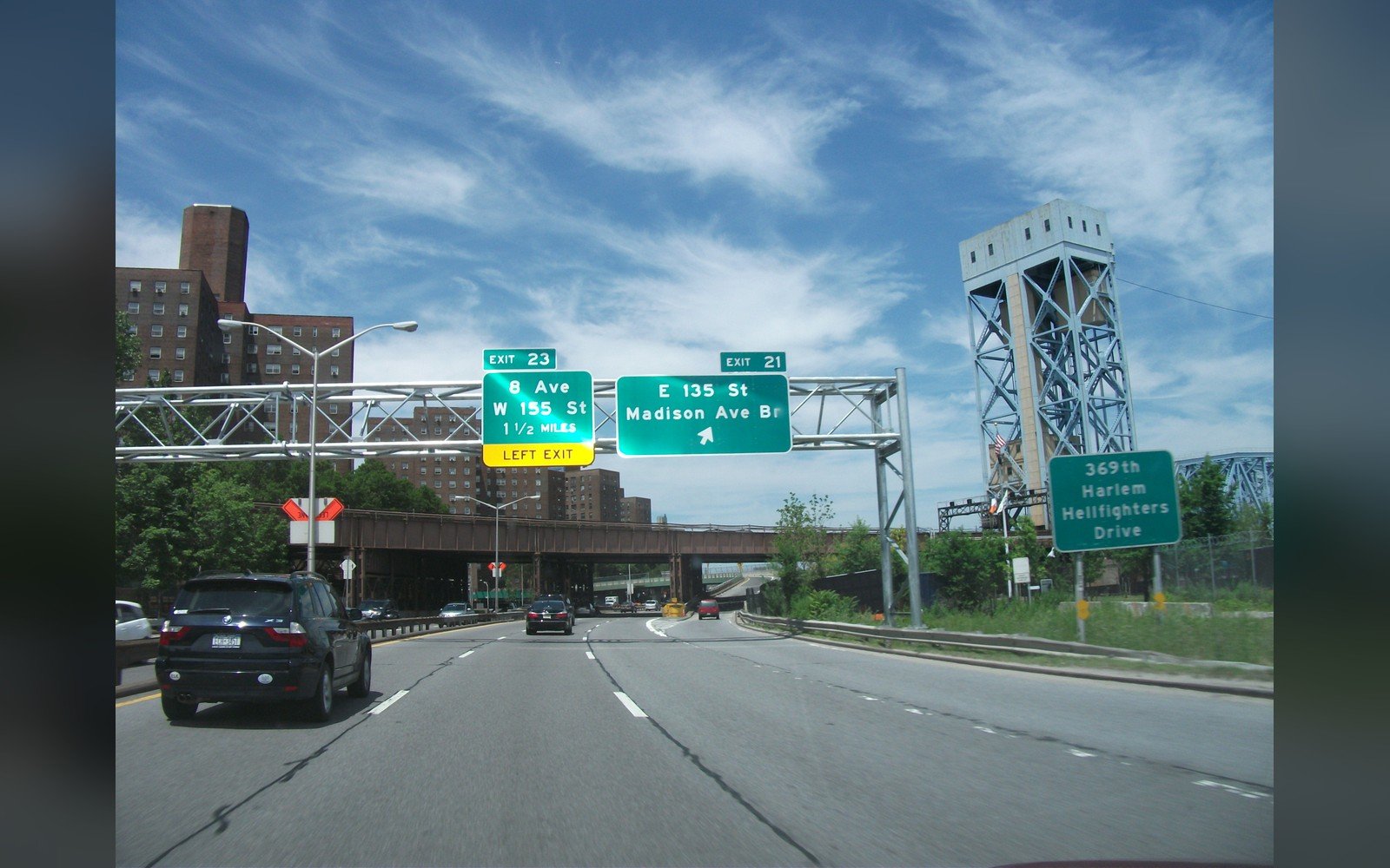 Woman killed in Harlem River Drive hit-and-run, driver still at large