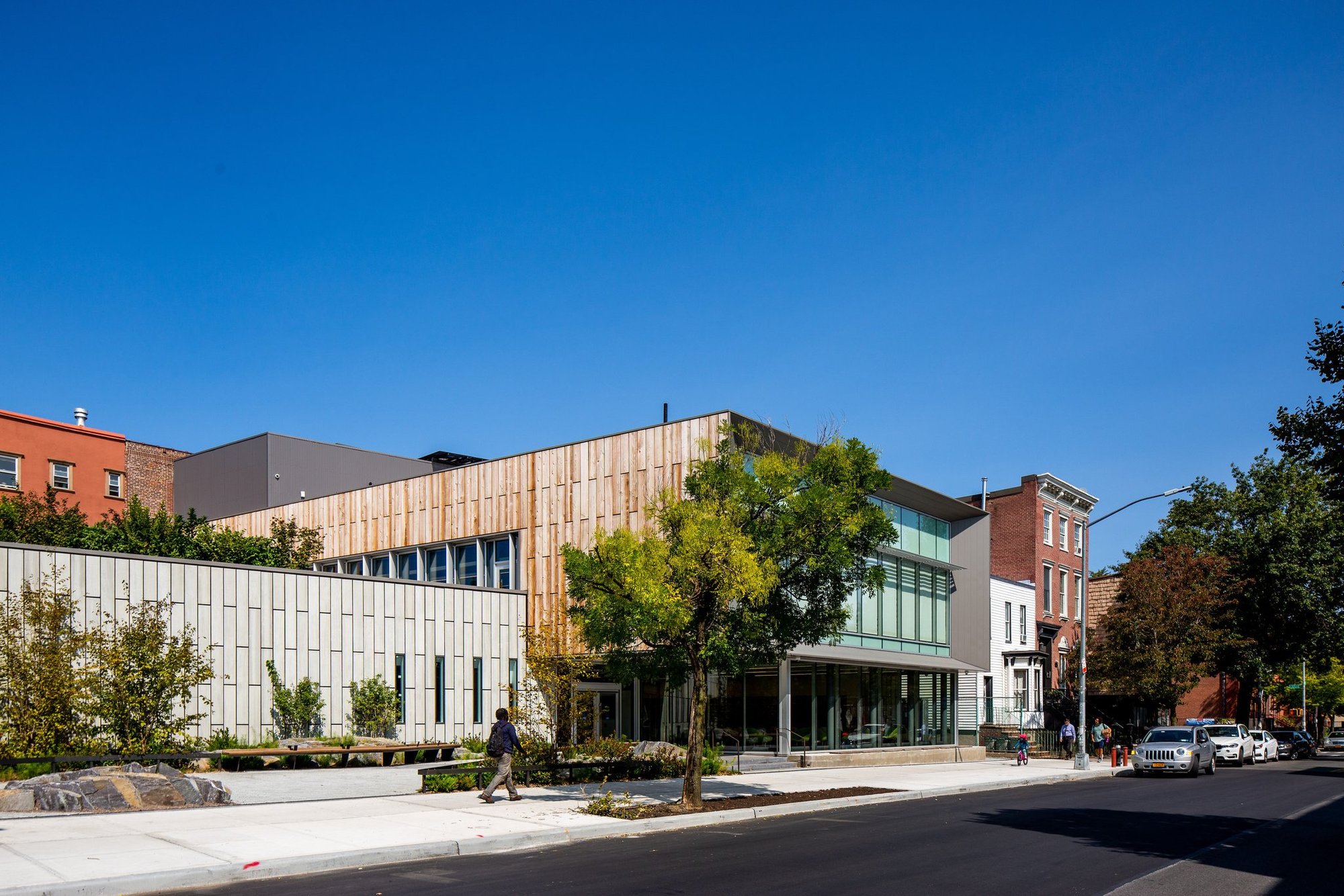 Friends of Greenpoint Library host annual fall book sale this weekend