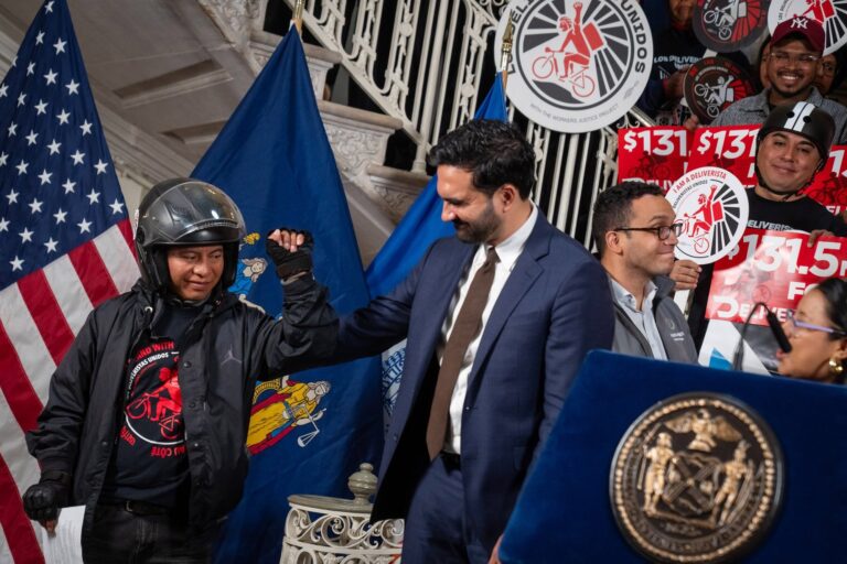 New York City wins $131.5 million settlement from DoorDash for delivery workers