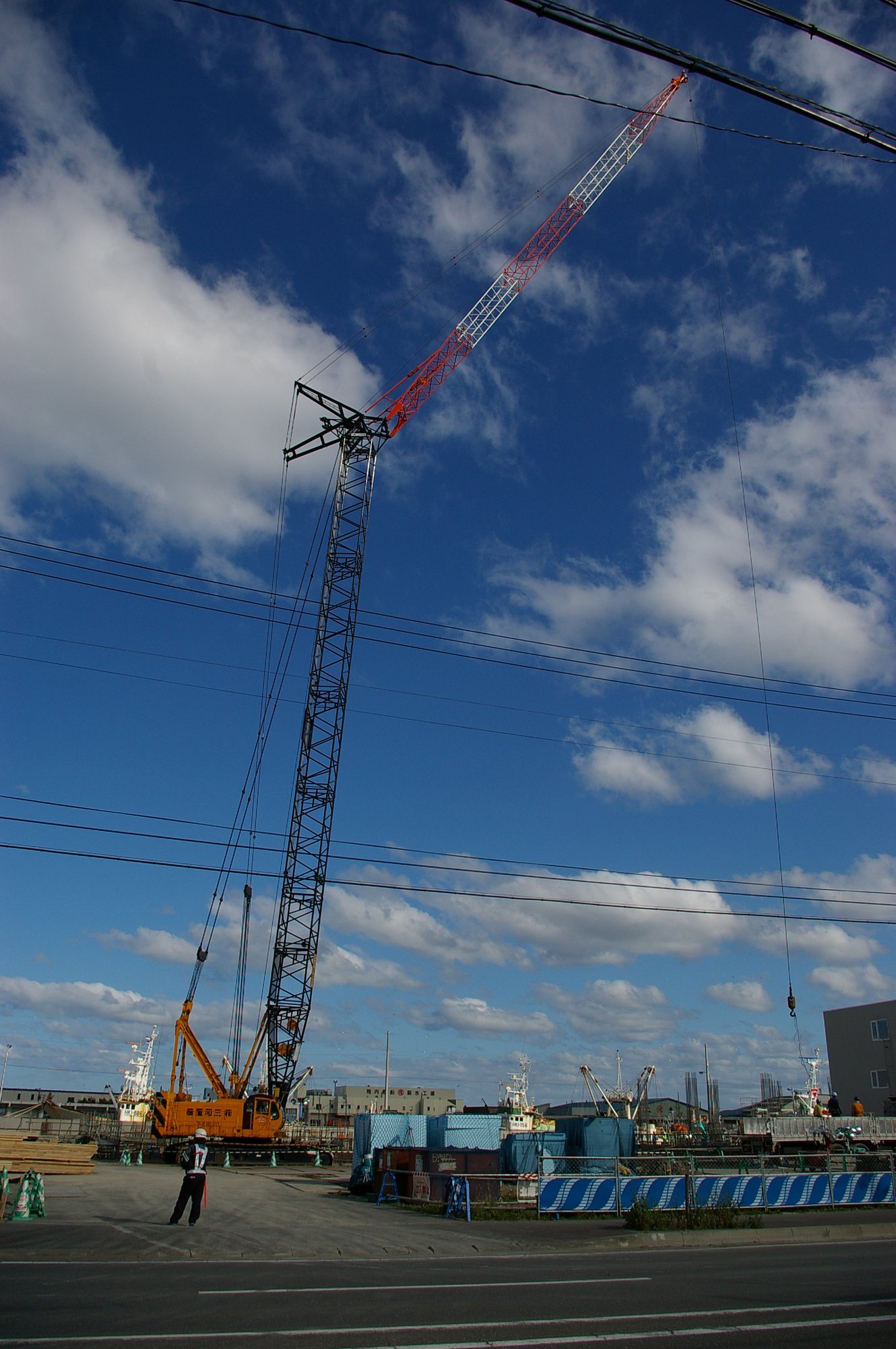 A Bushwick block shuts down both weekends to raise a crane for a six-soundstage film studio, twice the size of Netflix’s